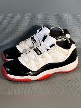Nike Air Jordan 11 Retro Low Concord Bred GS Sneakers 528896-160 Size 7Y